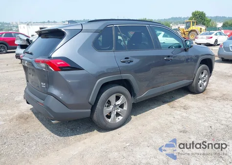 2024 Toyota Rav4 Xle z USA, uszkodzony, nr VIN 2T3P1RFV6RC467534